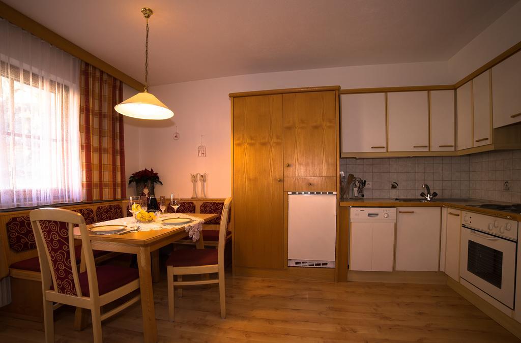 Alberts Bellevue Appartements Nauders Værelse billede